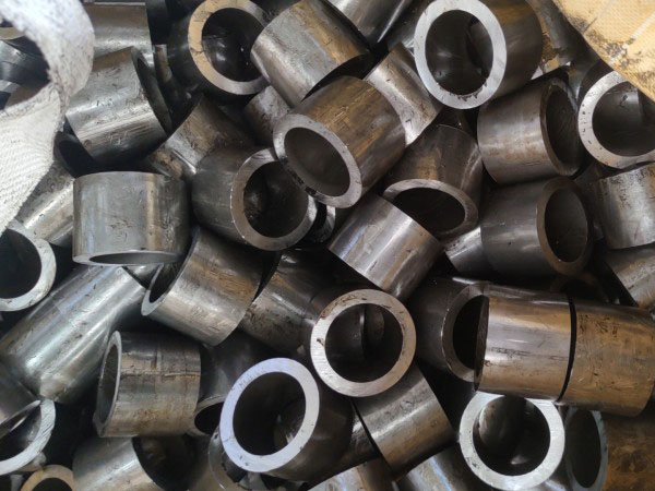 万荣无缝钢管切割